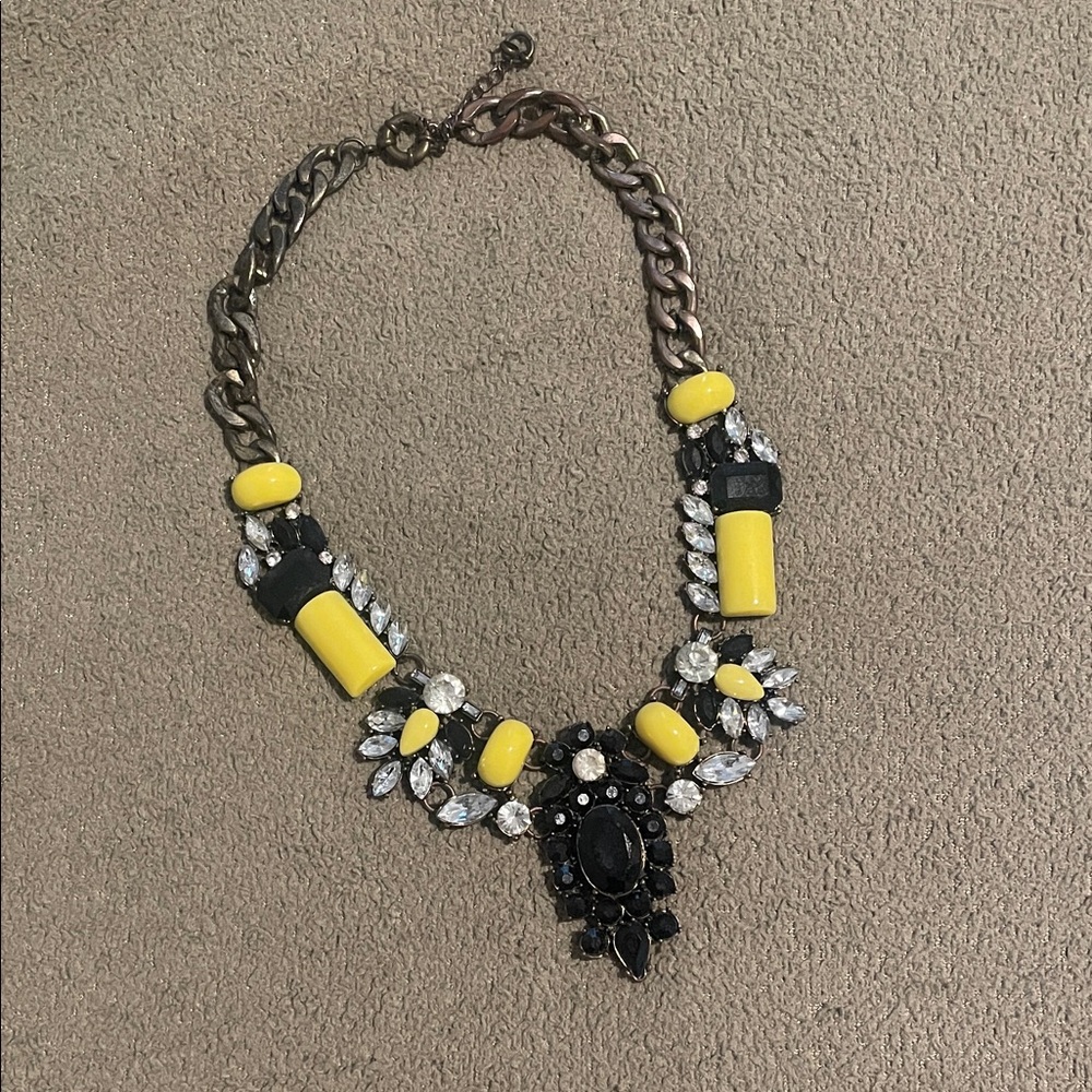 2000’s Yellow and Black Statement Necklace